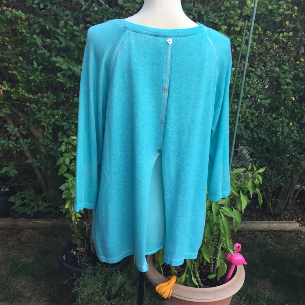 ANGEL Apparel Button-Back Scoop Neck Top, XL - Picture 3 of 5